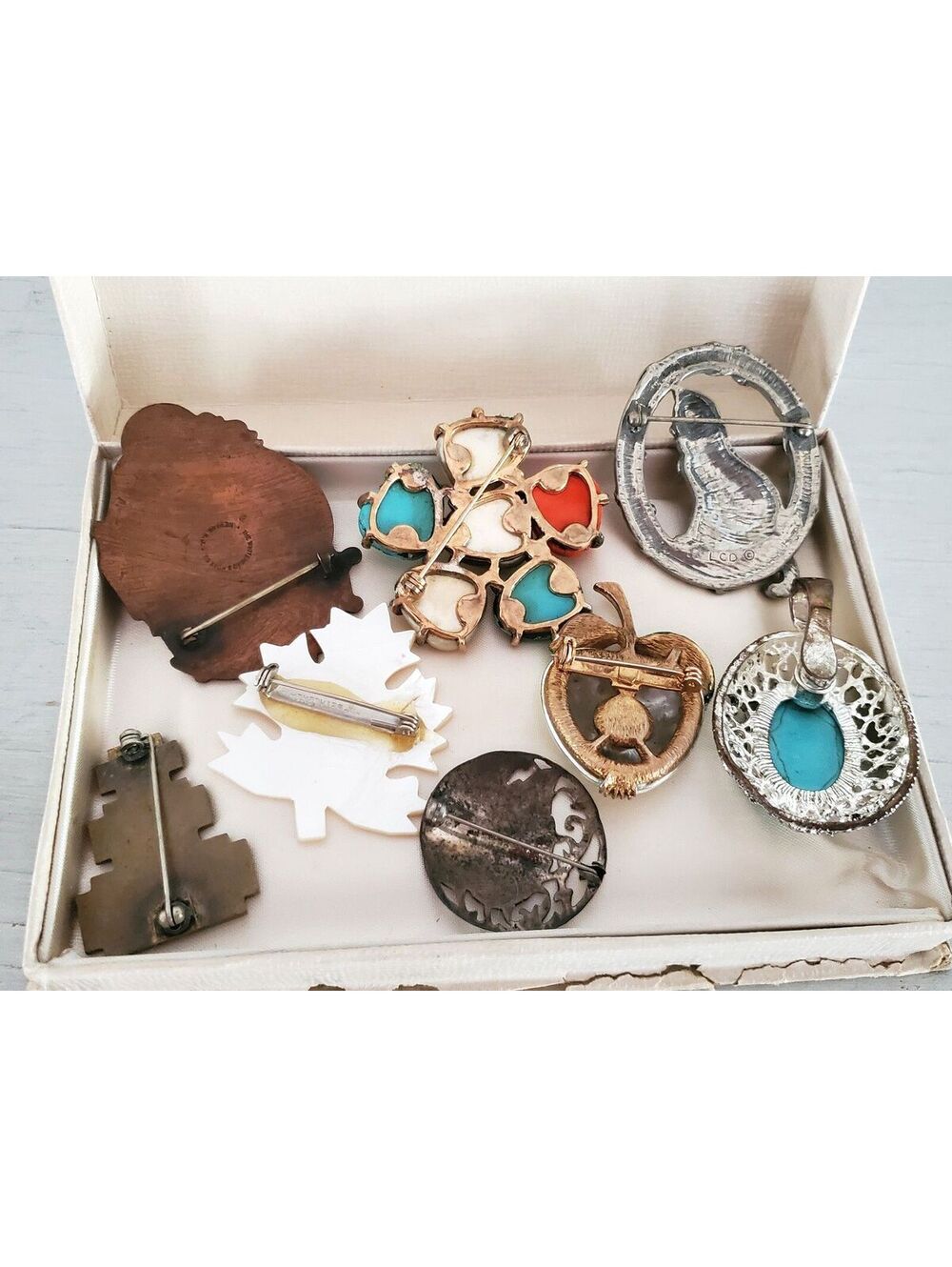 Vintage Brooch Lot of 8 - Picture 8 of 14